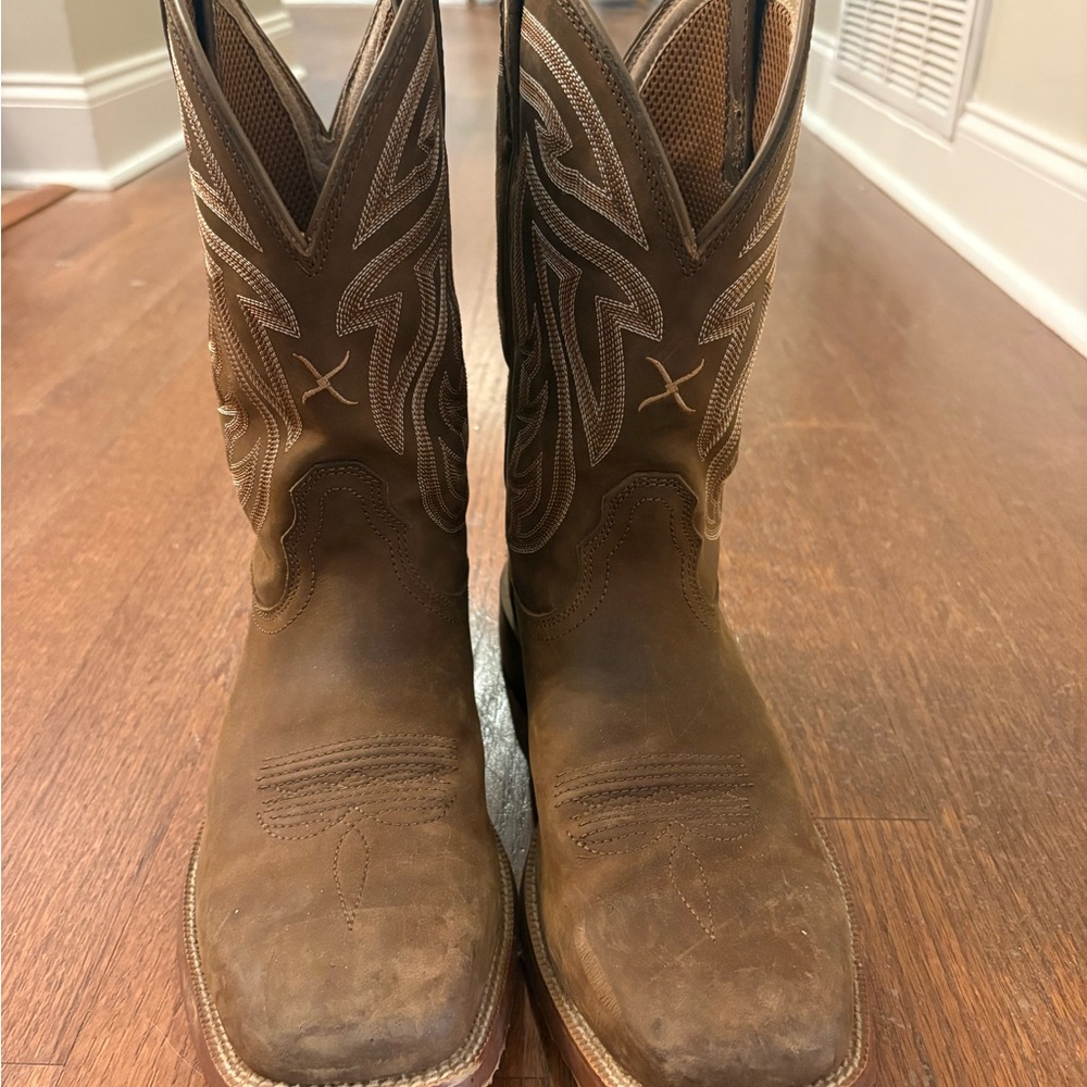 Twisted X Brown Western Cowboy Boots with Embroidered Shaft